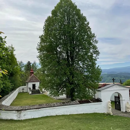 Weinstrasse Appartement