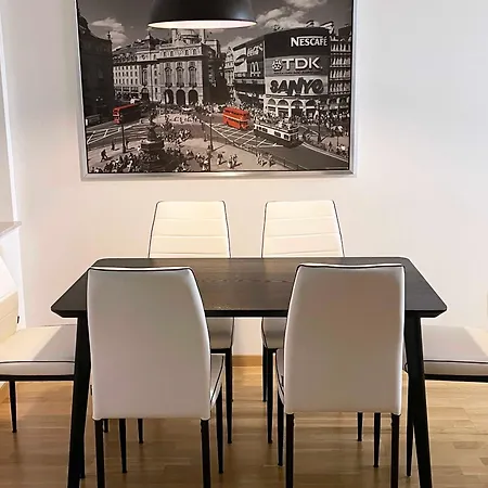 아파트 Weinstrasse *