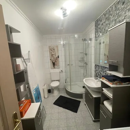 Weinstrasse Appartement *